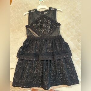 BCBG MAXAZRIA Cocktail Dress with lace detail Size 4